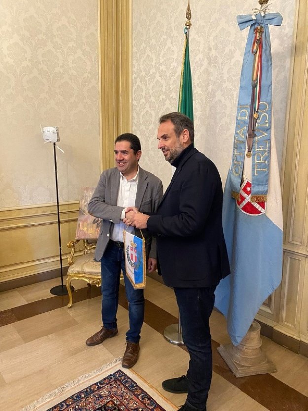 French Toni, alcalde Alcoy y Mario Conte, alcalde Trevisso