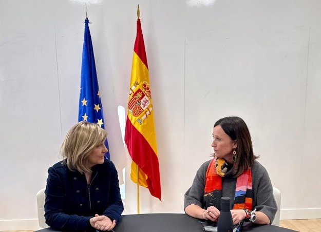 Elena Rodríguez Navarro, Secretario General de Inclusión y Aroa Mira, Alcoy Consejera de Políticas inclusivas