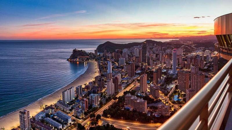 Benidorm renueva su plan estratégico para ahondar en la sostenibilidad y la compartición de datos