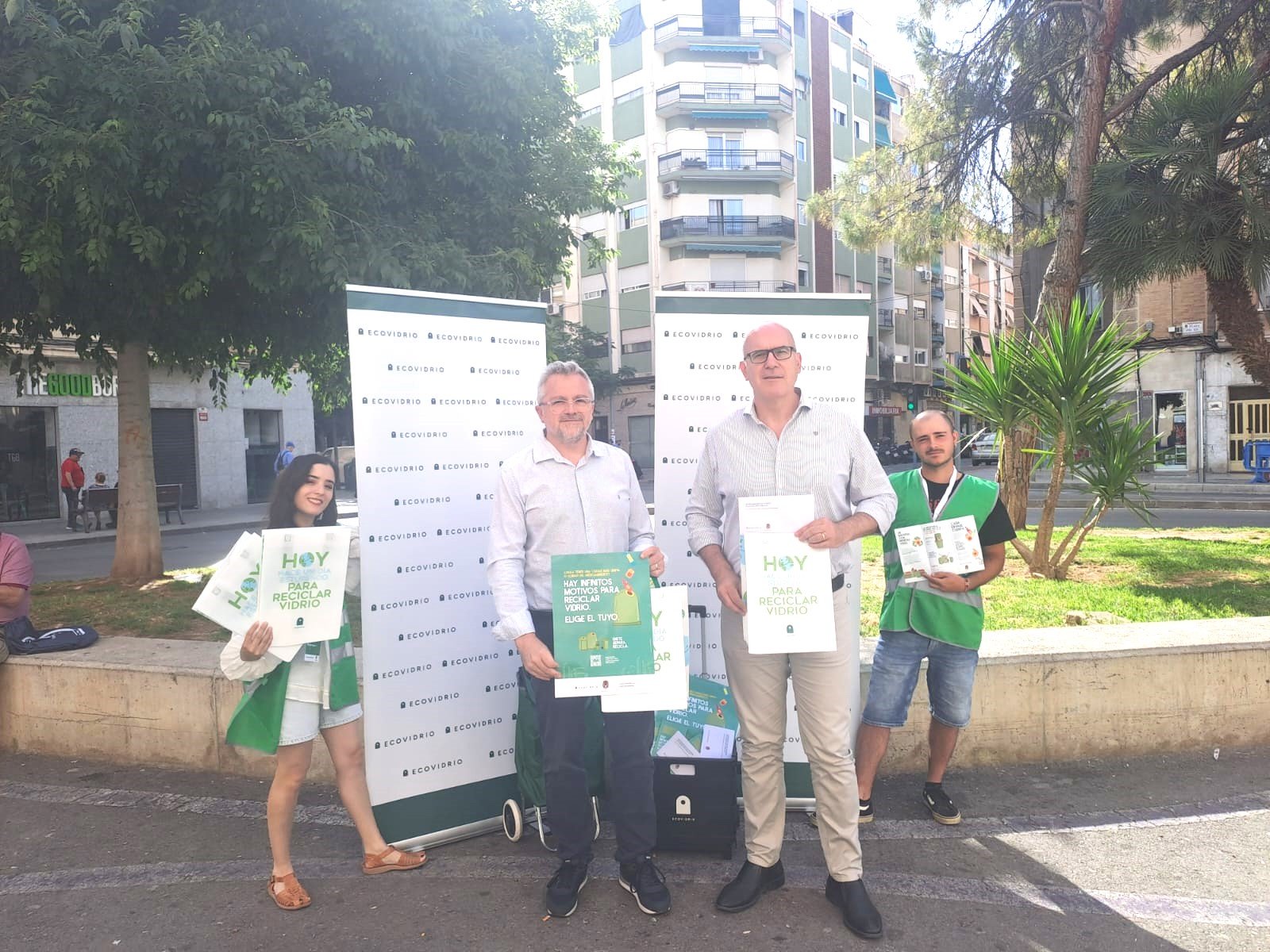 Alicante and Ecovidrio strengthen recycling in four neighborhoods marked by AI