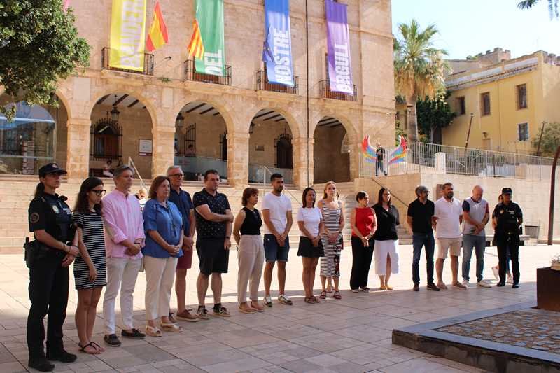 Minuto de silencio por las víctimas del crimen machista de Algemesí Aprobado el calendario escolar del curso 2025/2026 para Déni.