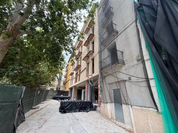 Edificio en obras en El Partidor