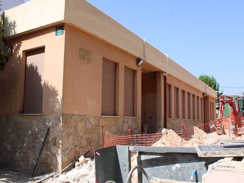 Las obras del colegio público Pare Pere de Jesús Pobre dotarán al centro de un nuevo comedor...