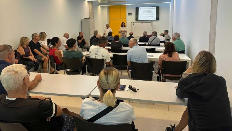 Benidorm ofrece una charla sobre agricultura ecológica a los adjudicatarios de los nuevos huertos urbanos de l’Horta