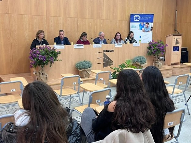 Representantes de las entidades organizadoras en la rueda de prensa