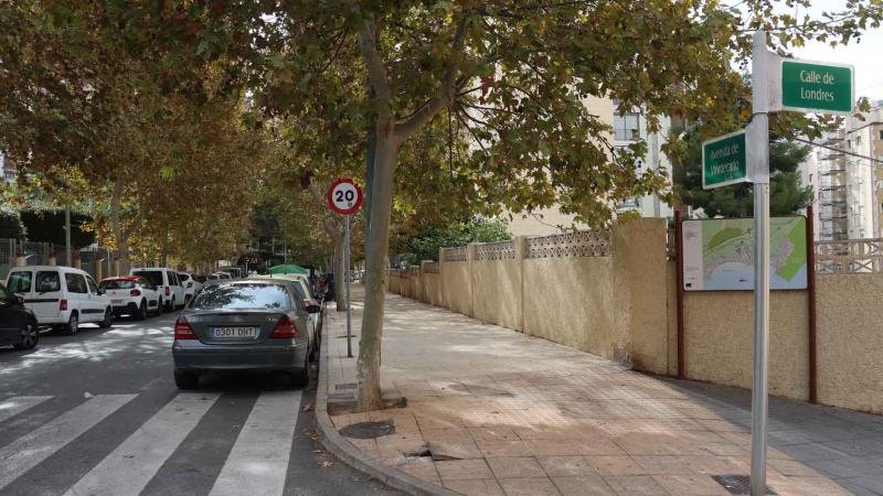 Benidorm inicia la renovación de la red de agua potable y saneamiento en la avenida Montecarlo en el tramo entre las calles Roma y Berlín