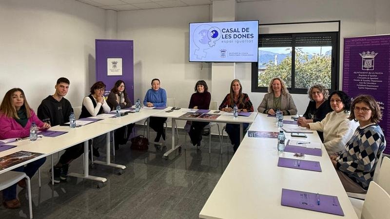 El Consejo Comarcal de Igualdad presenta su campaña para promover juguetes no sexistas en Navidad