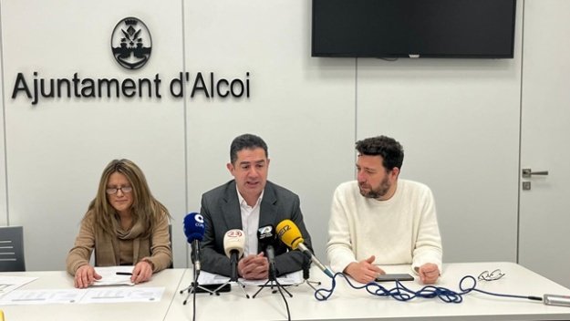 Moltó, Francés y Cerradelo en rueda de prensa