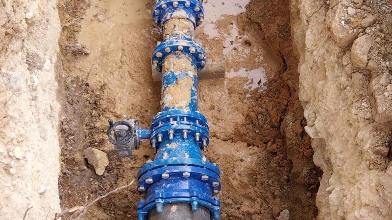 Benidorm ejecuta obras en la red de agua potable para mejorar la monitorización hidráulica en Poniente